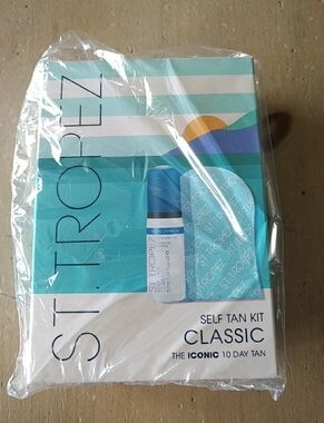 St Tropez Self Tan Kit - Classic - NIB